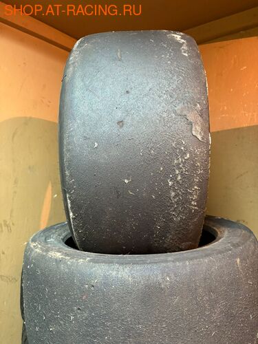  Pirelli PZero ()